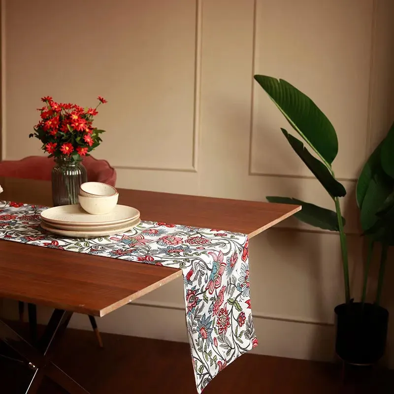 Jacobean Table Runners