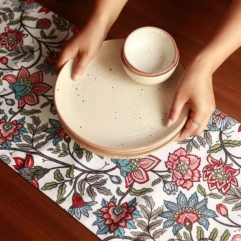Jacobean Table Runners