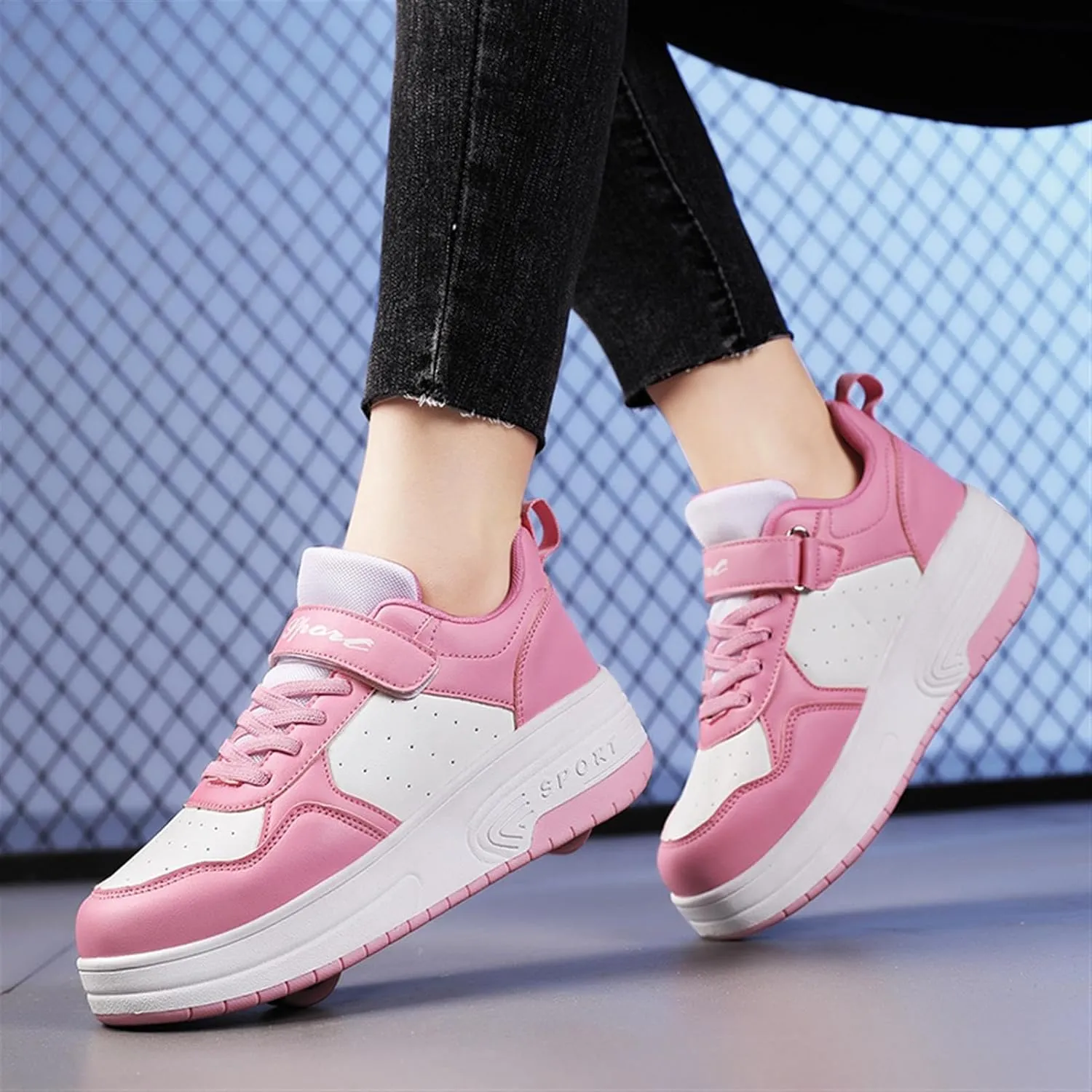 Kids Roller Sneakers with Detachable Wheels, Unisex Casual Skating Shoes, Trendy All-Season Round Toe Lace-up Sneakers for Party, Birthday