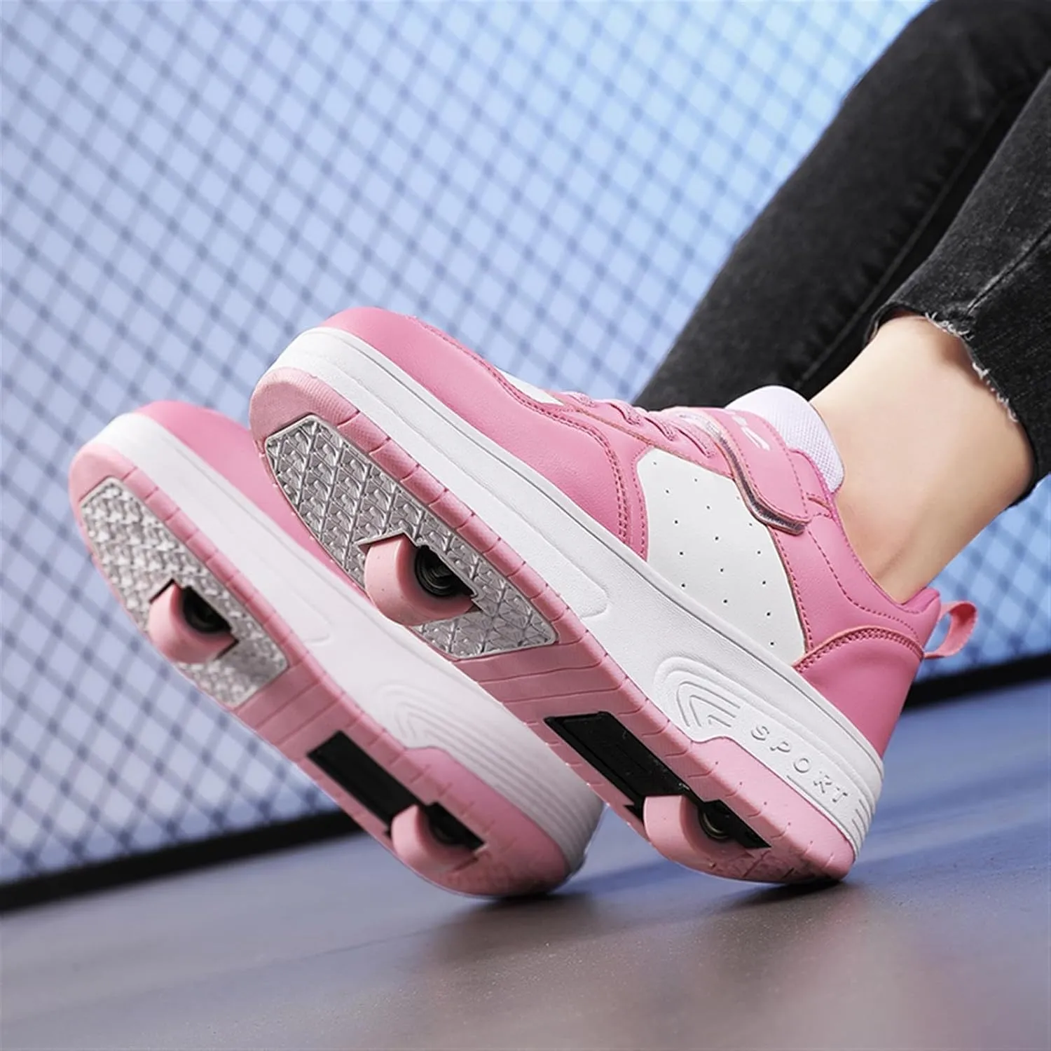 Kids Roller Sneakers with Detachable Wheels, Unisex Casual Skating Shoes, Trendy All-Season Round Toe Lace-up Sneakers for Party, Birthday