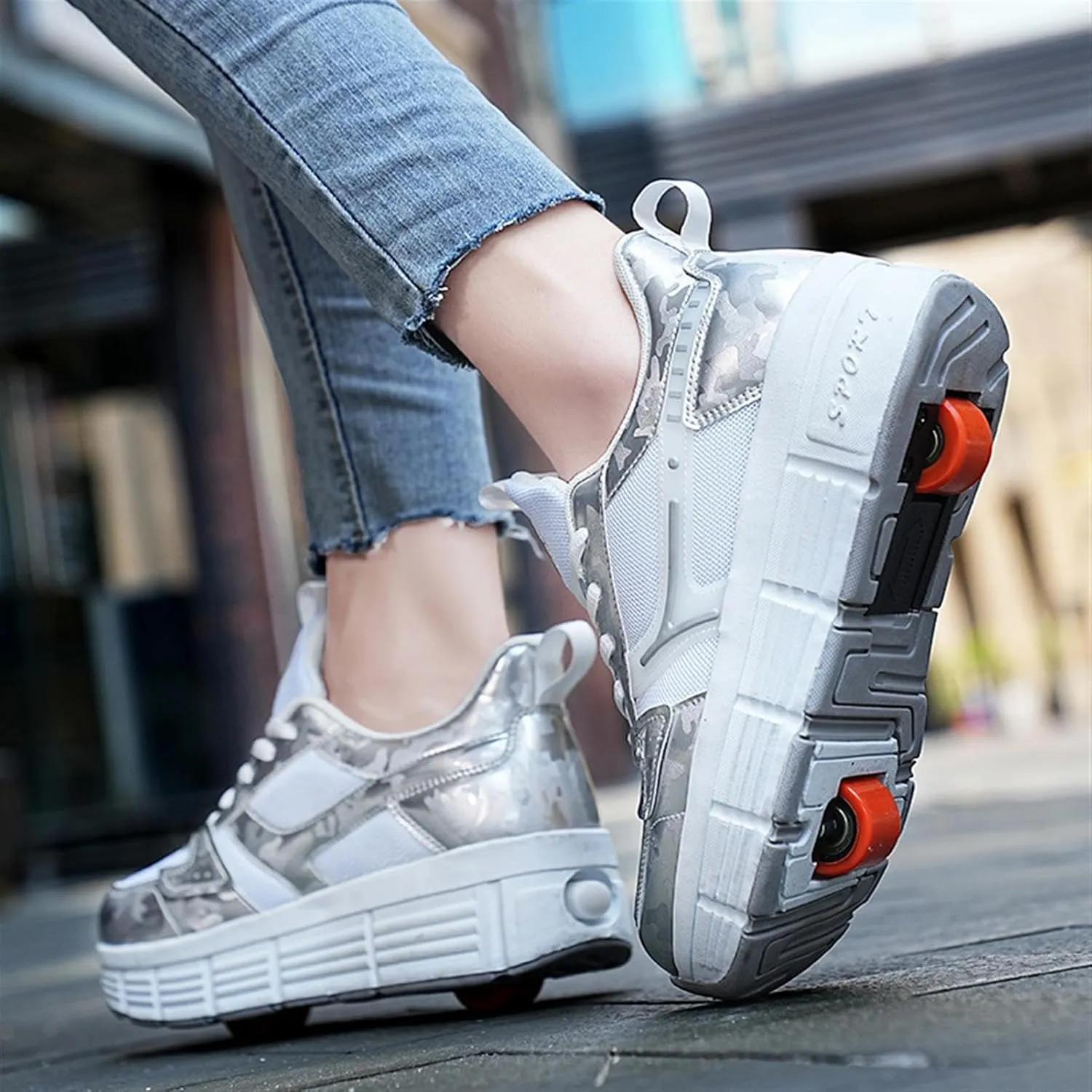 Kids Roller Sneakers with Detachable Wheels, Unisex Casual Skating Shoes, Trendy All-Season Round Toe Lace-up Sneakers for Party, Birthday