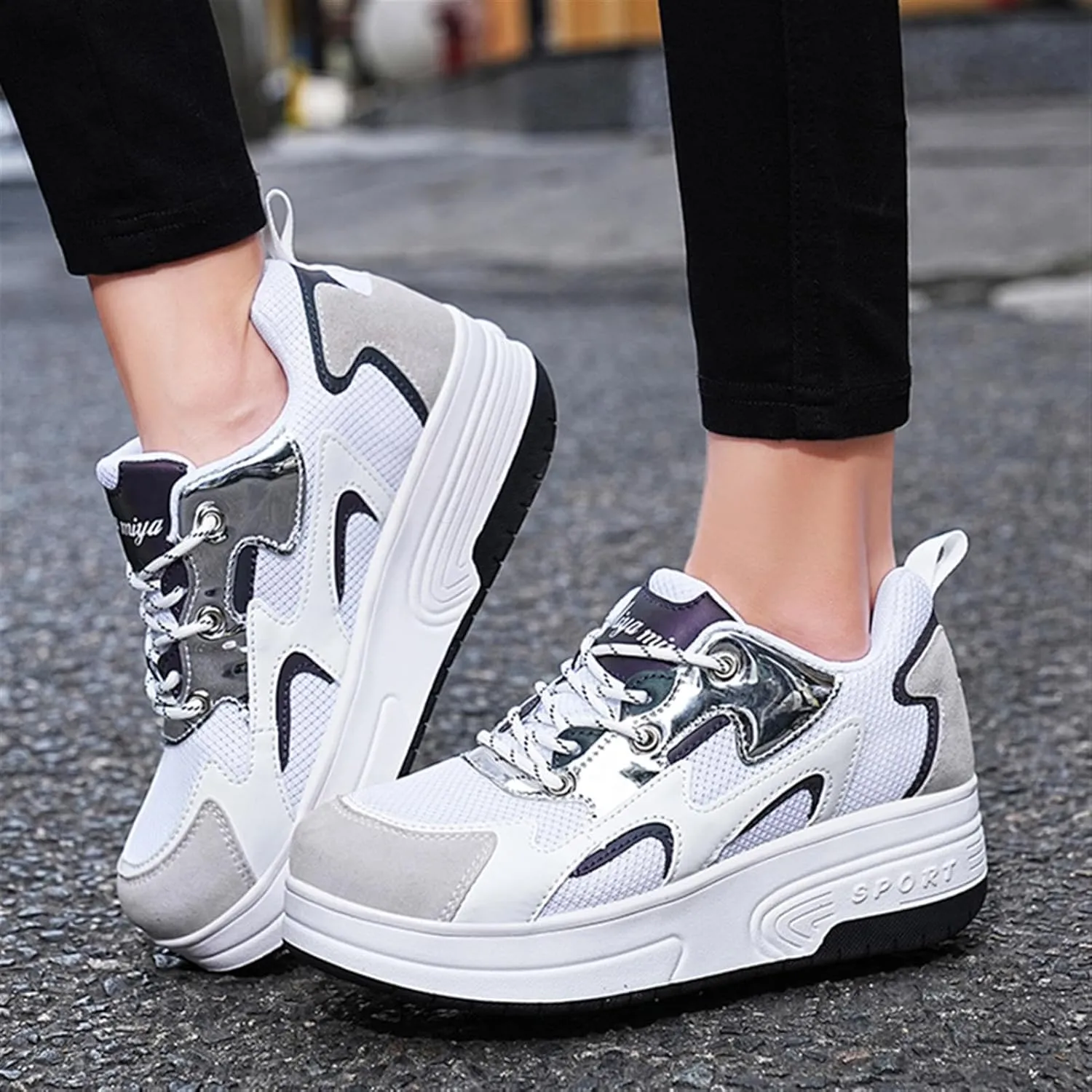 Kids Roller Sneakers with Detachable Wheels, Unisex Casual Skating Shoes, Trendy All-Season Round Toe Lace-up Sneakers for Party, Birthday