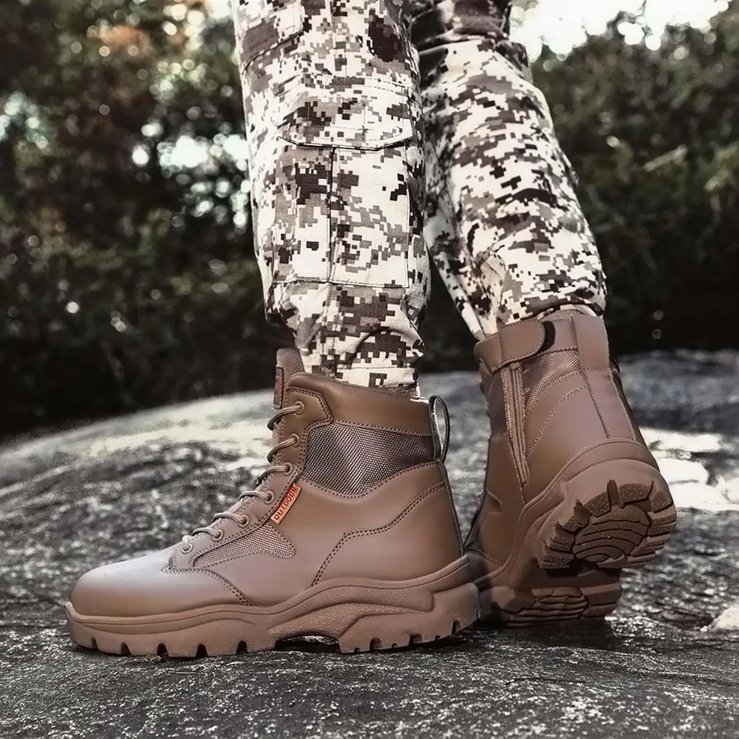 Men's Outdoor Hiking Climbing Boots Non-Slip Military Tactical Desert Boots Waterproof Leather Comfortable Safety Work Shoes High Top Motorcycle Shoes