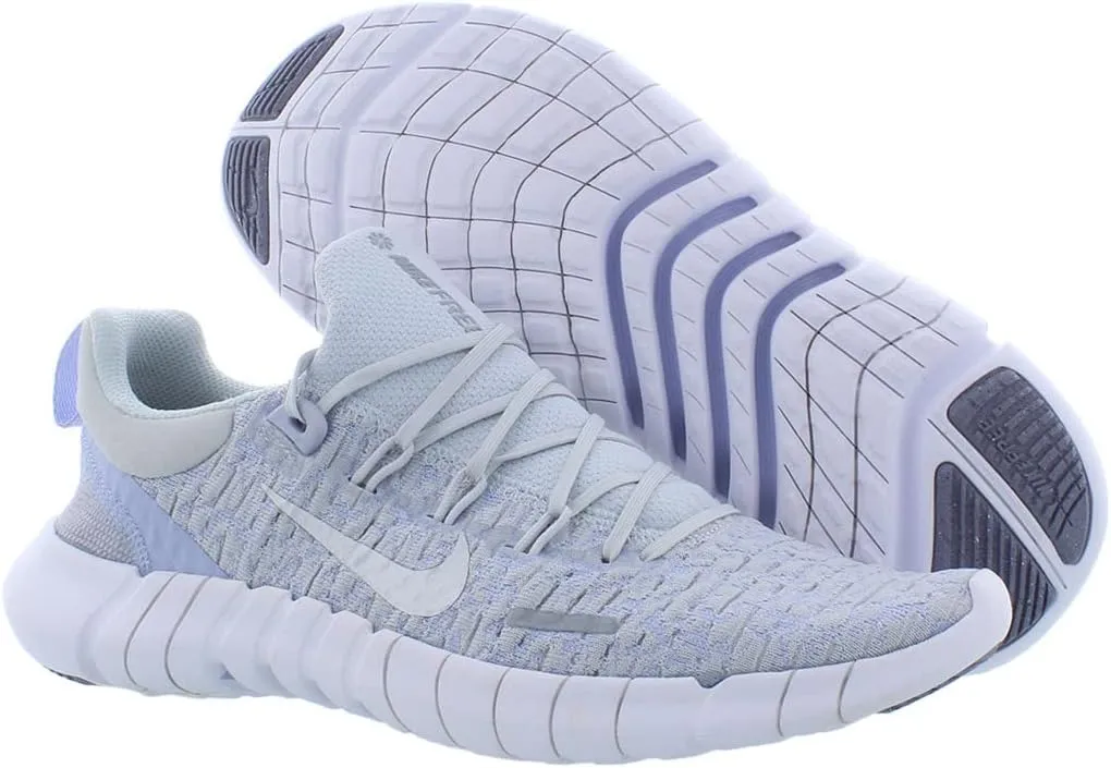 NIKE Women's Race Running Shoe