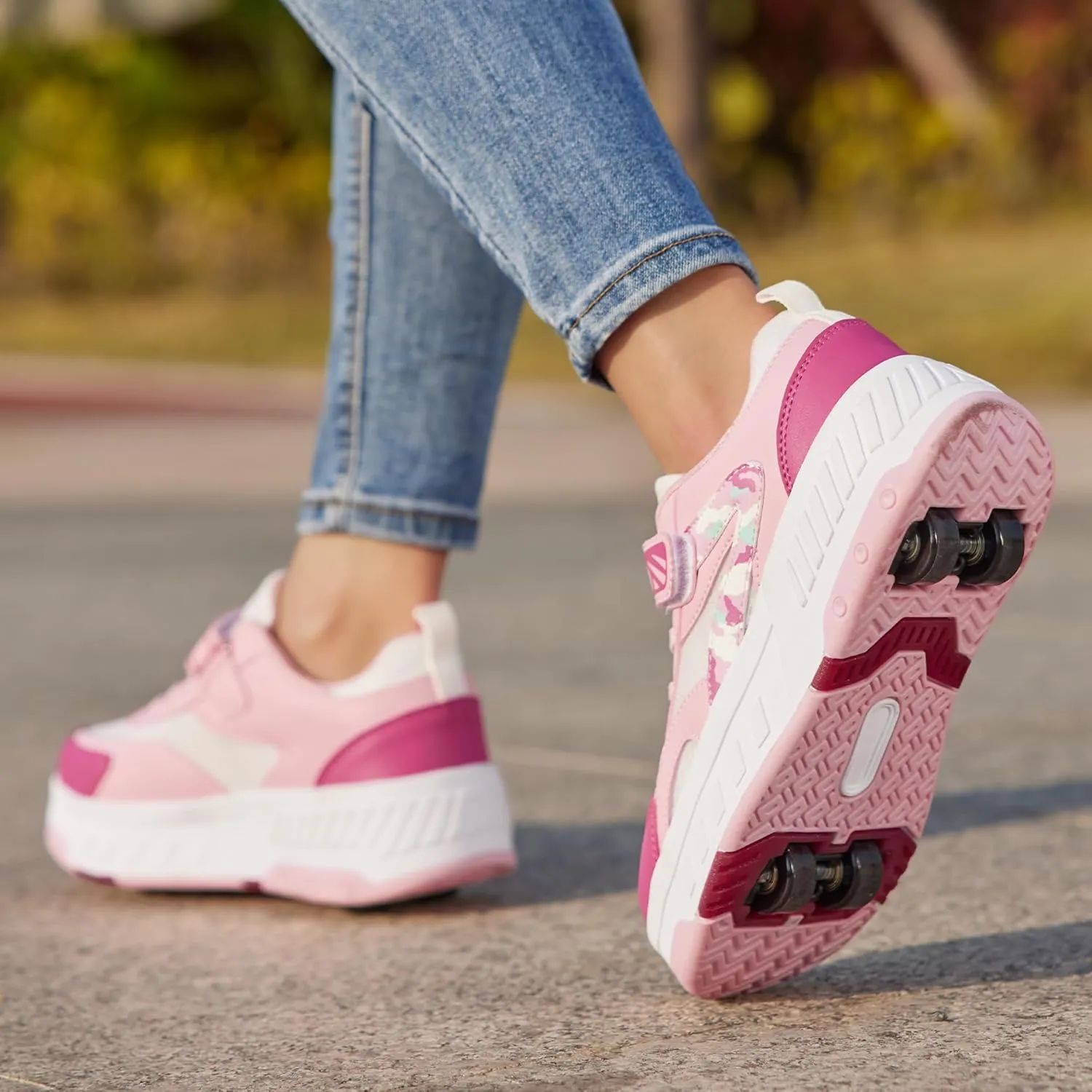Summer Breathable Mesh 4-Wheel Kids Roller Skates Shoes for Boys Girls Stylish Durable Comfortable Sneaker