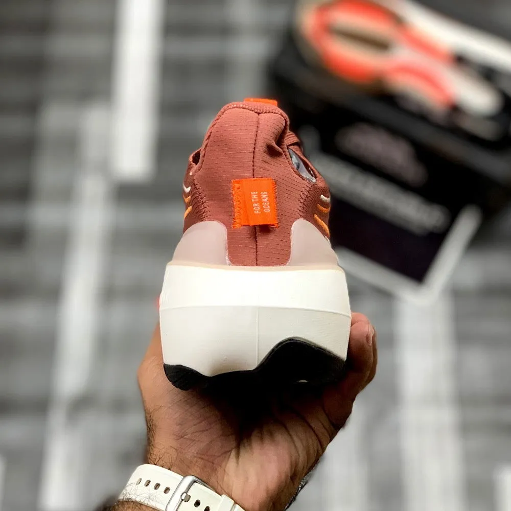 UB Light 23 x Parleyy (Rust Brown)